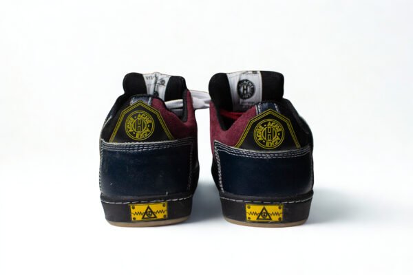 Flat SB Cuero Azul Gamuza Negro y vinotinto Suela Negra