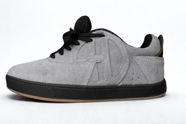 Gamuza Gris Suela Negra