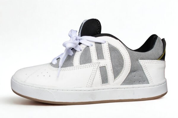 Gamuza Gris Cuero Blanco Suela Blanca