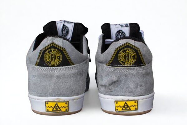 Gamuza Gris Suela Blanca