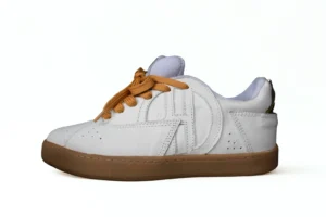 Flat SB Cuero blanco/suela amarilla