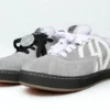 ache foowear Flat SB Carnaza gris/logo blanco/suela negra
