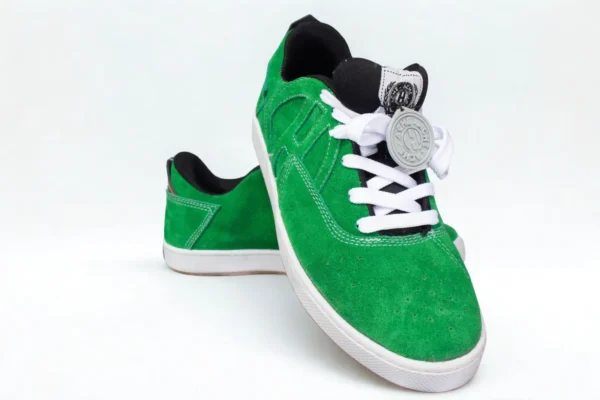 ache foowear Flat SB Carnaza verde/suela blanca